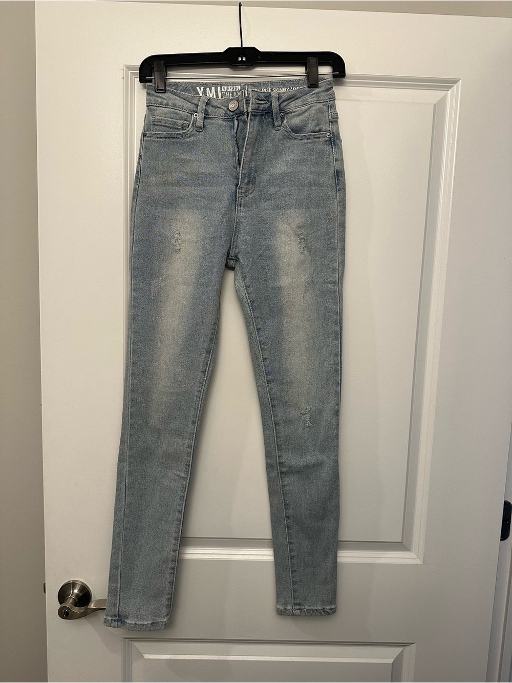 Women’s Light Blue High-Rise Skinny Jeans